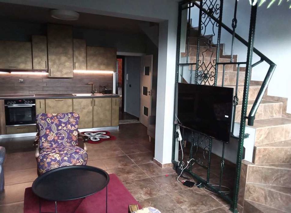 Дава се под наем Мезонет в Пловдив, Съдийски - 65 кв.м за 375 € - Снимка #1