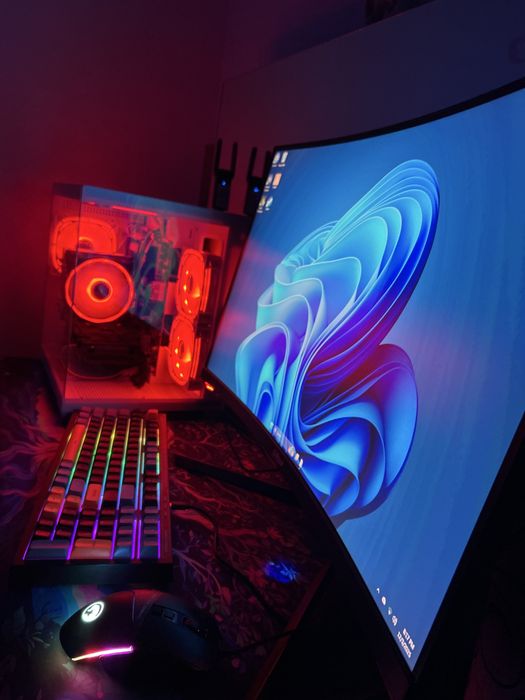 Vând setup gaming ,negociabil in limita bunului simț