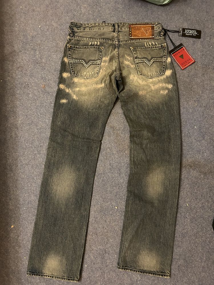 Мъжки дънки Guess