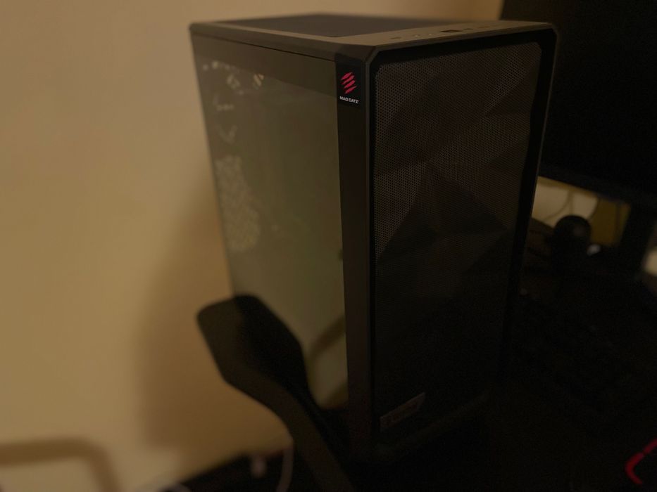 PC Gaming AM5 – RX 7700 XT, Ryzen 5 7600X, 32GB DDR5 RAM