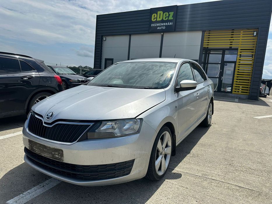 Dezmembrez / Dezmembrari / Piese / Accesorii Bmw Skoda rapid 2012 berlina argintie 1.6 tdi CAYC