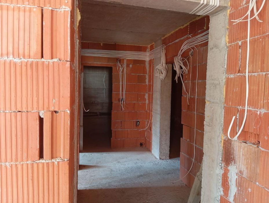 Продава се Тристаен апартамент в София, Малинова долина - 129 кв.м за 1783 €/кв.м - Снимка #3