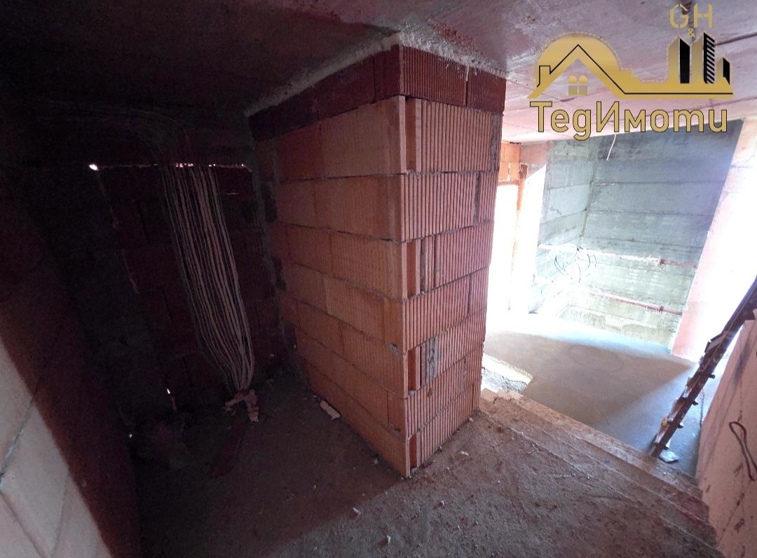 Продава се Тристаен апартамент в Царево - 118 кв.м за 990 €/кв.м - Снимка #3