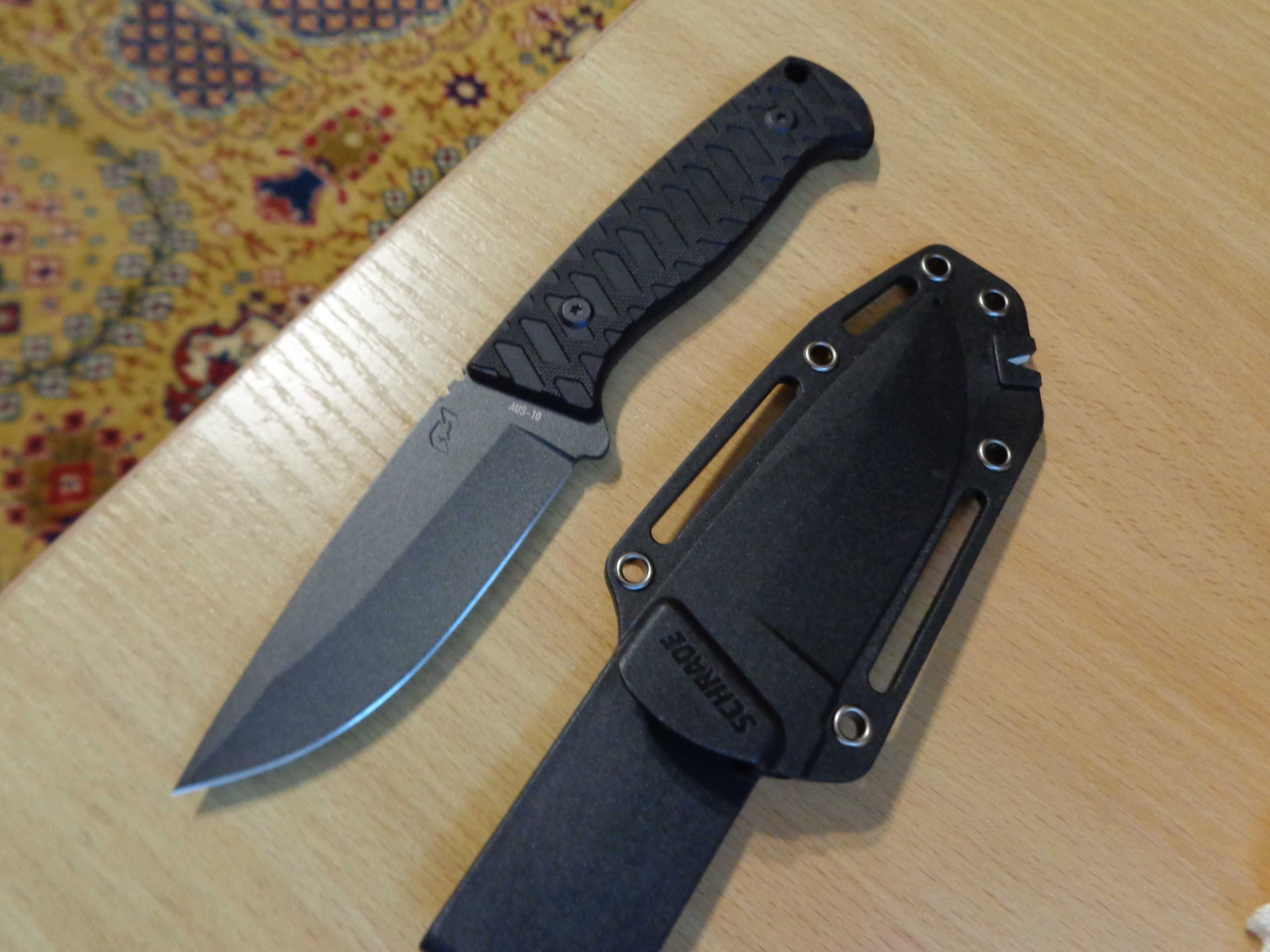 Нож Schrade Wolverine.