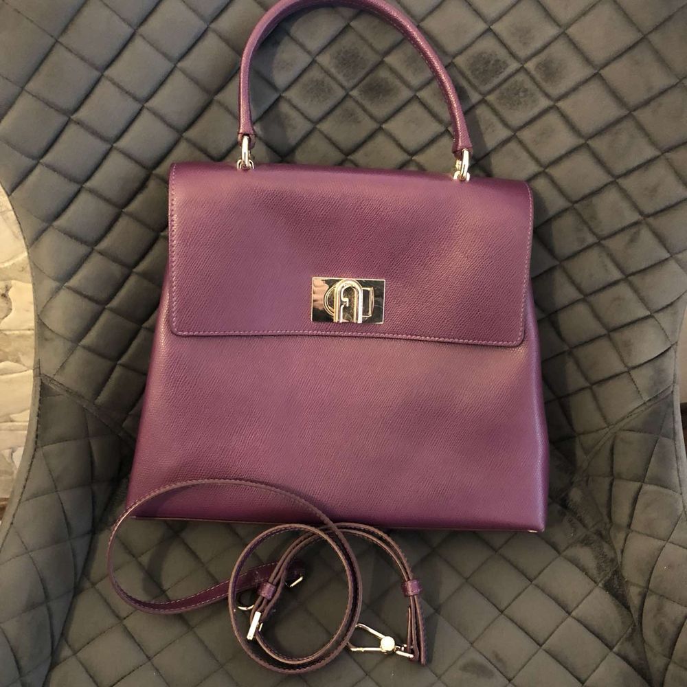 Дамска чанта  Furla   почти нова