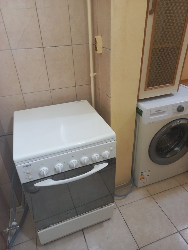 Garsoniera de  închiriat