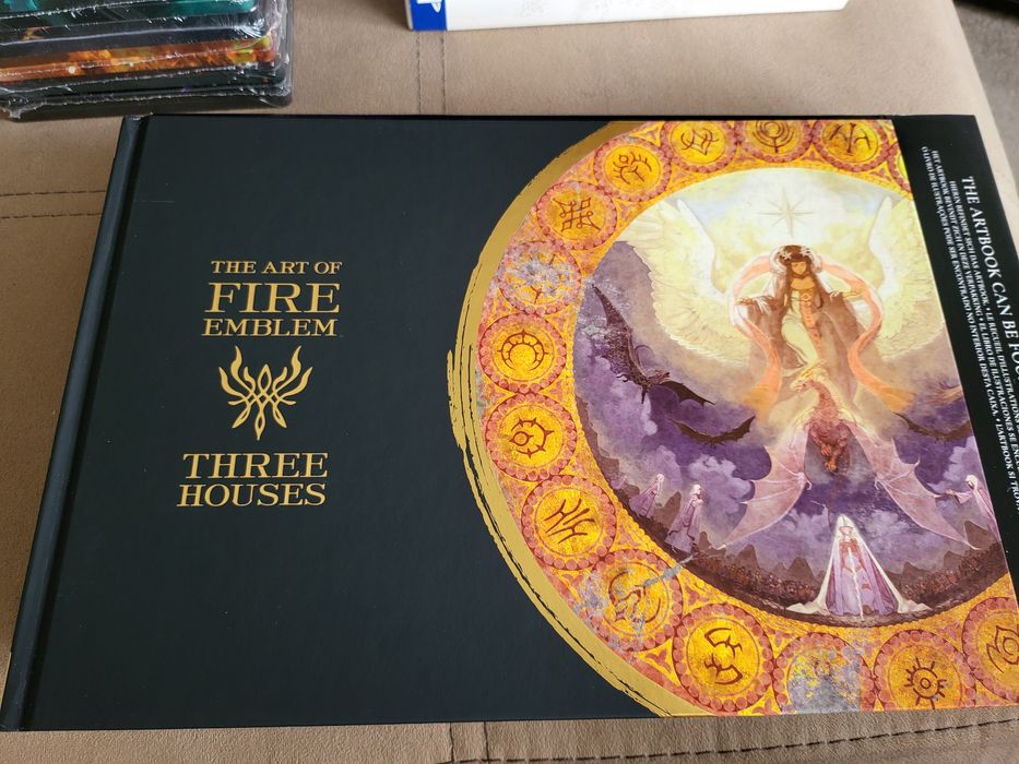 Fire Emblem Three Houses Limited Edition за Nintendo Switch