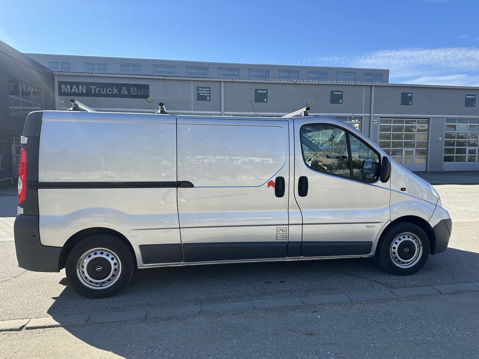 Opel Vivaro 2011 2.0CDTI, Varianta lunga, Webasto, Pilot Automat, AC