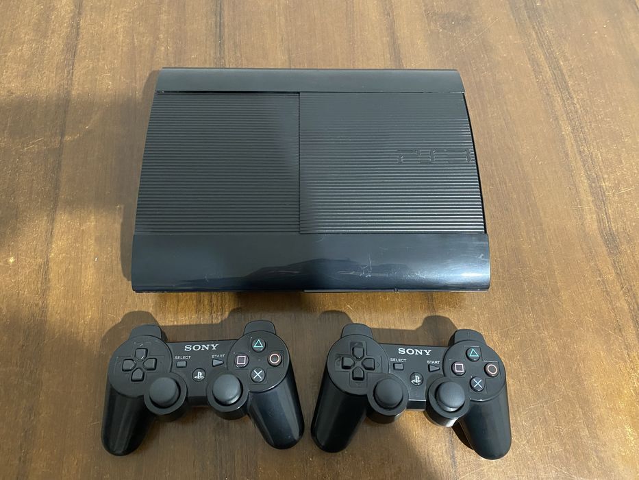 Продам пс3 супер слим прошитая