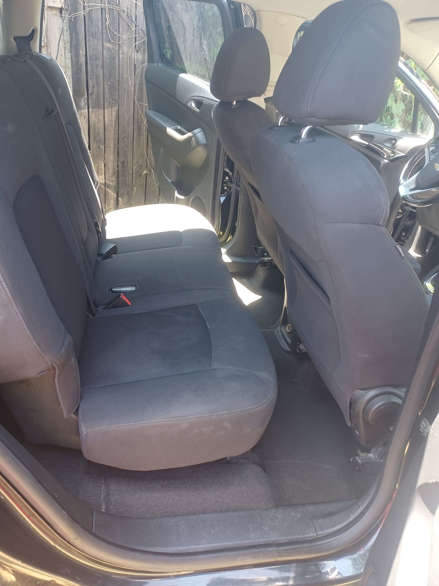 Chevrolet orlando 2012 negociabil 2200 eur negociabil schimb cu duba