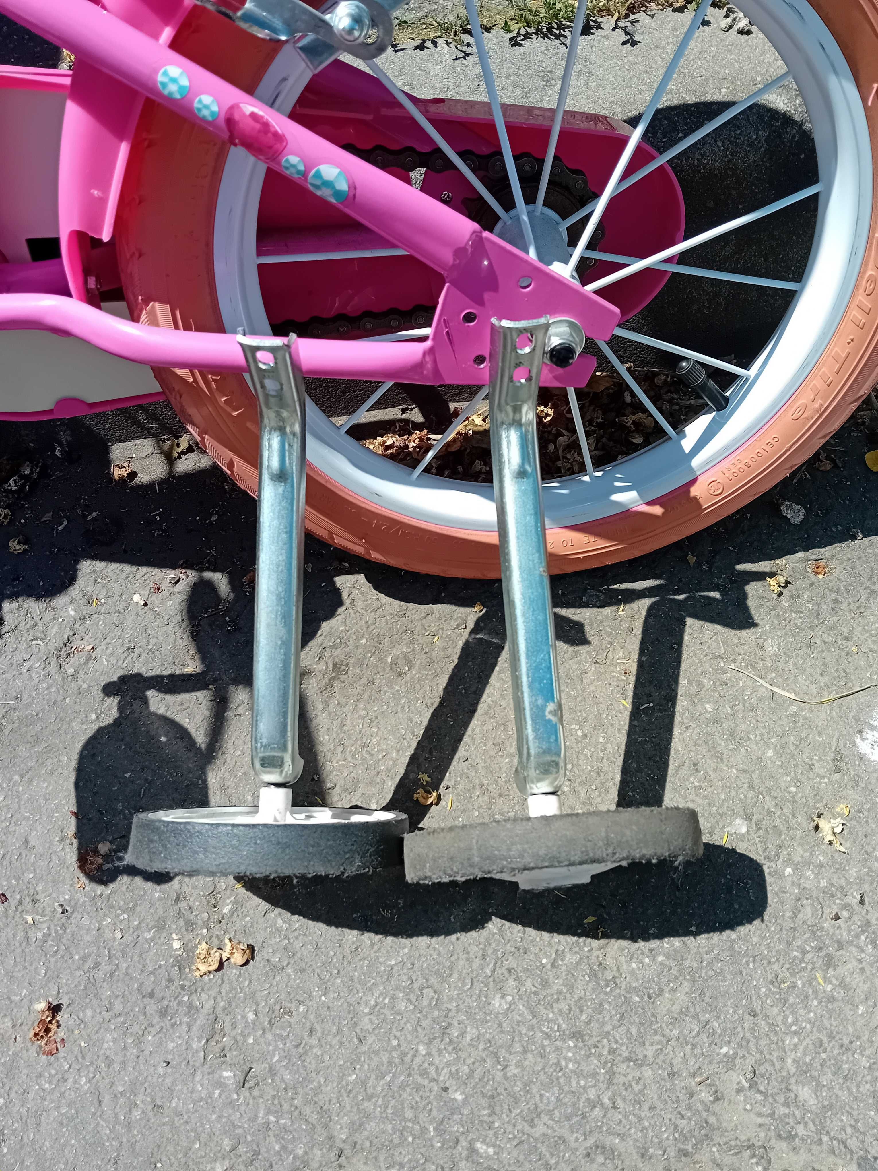 Vand bicicleta pentru fete