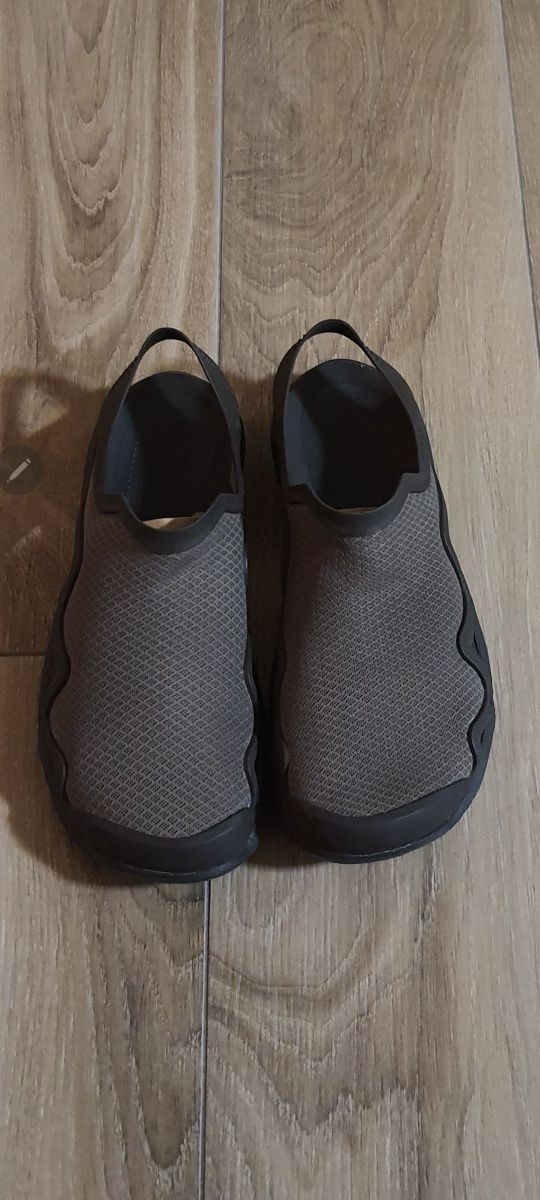 sandale/papuci Crocs M11/45