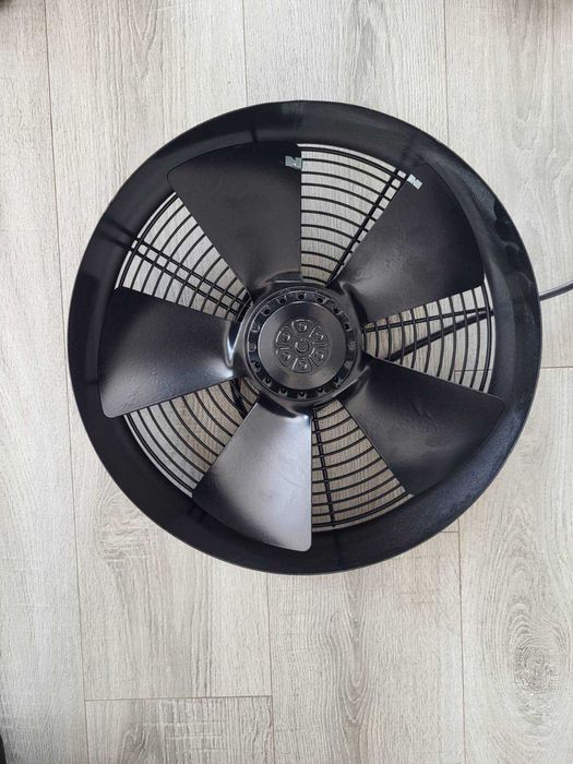 Промишлен вентилатор BDRAX-350-4K с решетка
