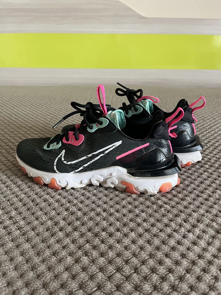 Маратонки Nike