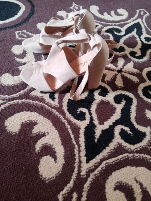 Вещи БУ и новые в хорошем состоянии