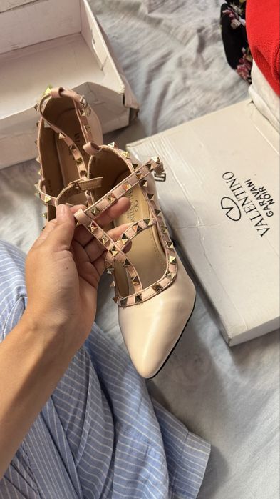 Valentino original tufli