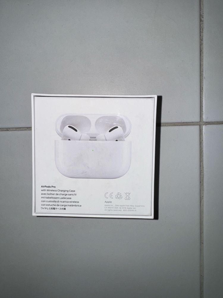 Apple airpods pro
