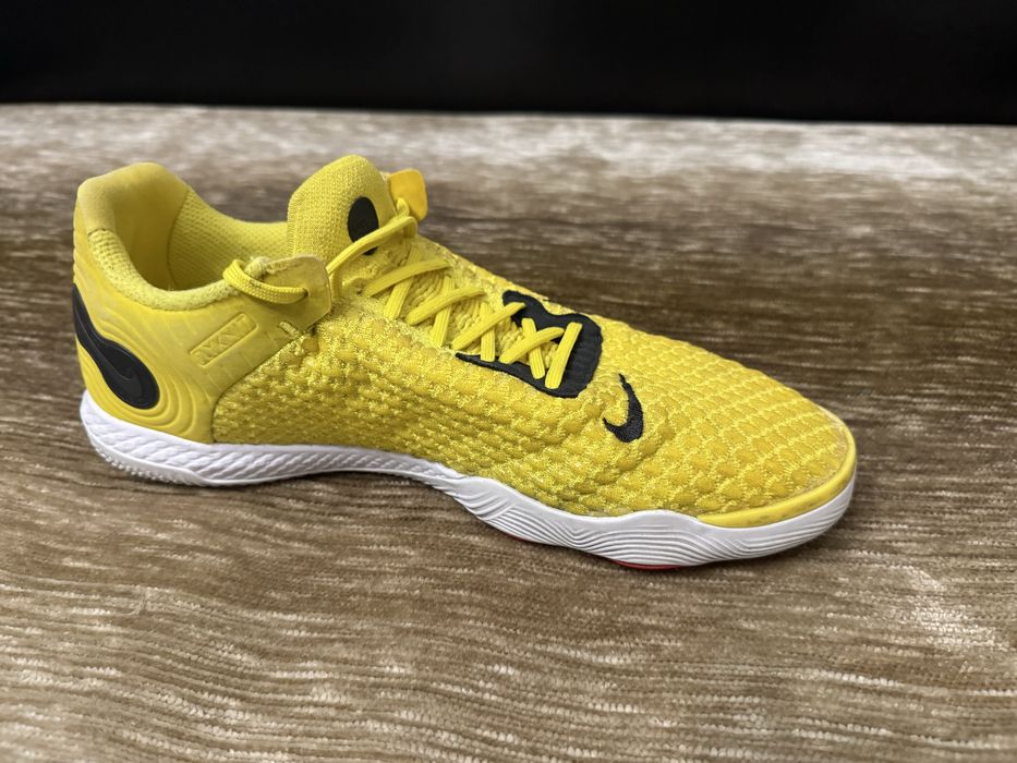 Nike fotbal react gato