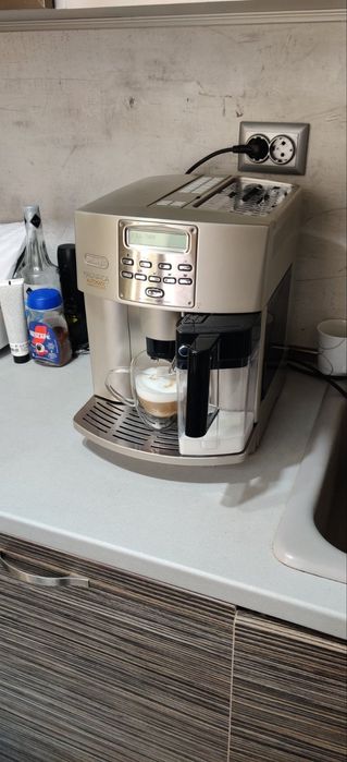 Кафеавтомат Delonghi Magnifica cappuccino ESAM 3500S