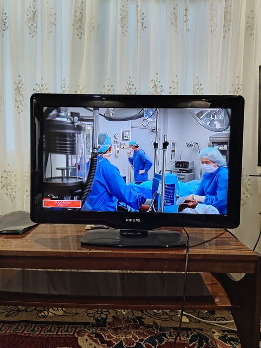 Телевизор Phillips 32 led Hd