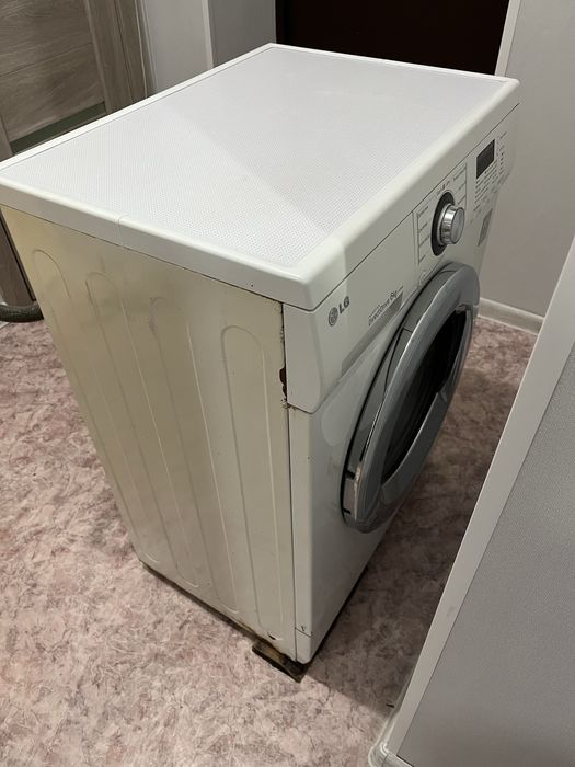 Отдам даром стиральную машину