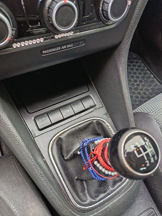 Vând Golf 6 benzina