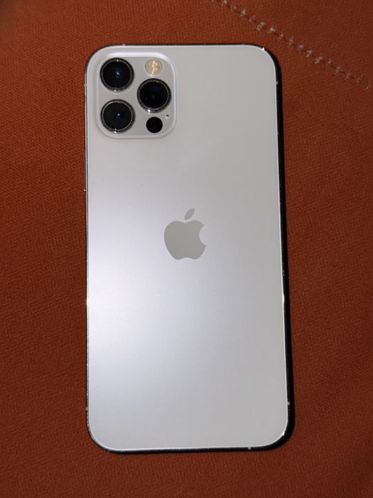 Продам Айфон 12 ПРО
