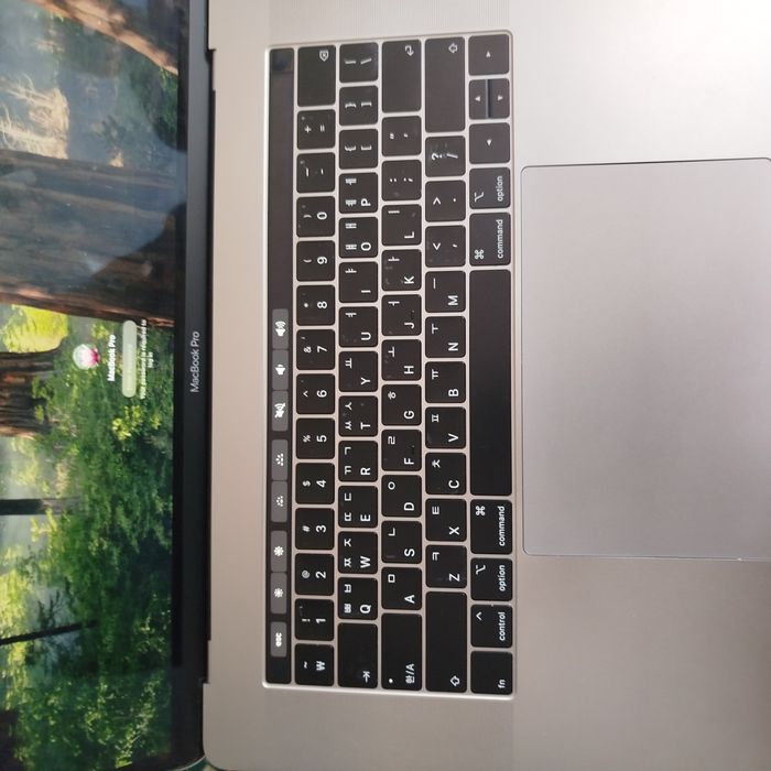 MacBook Pro 512GB i7 15"