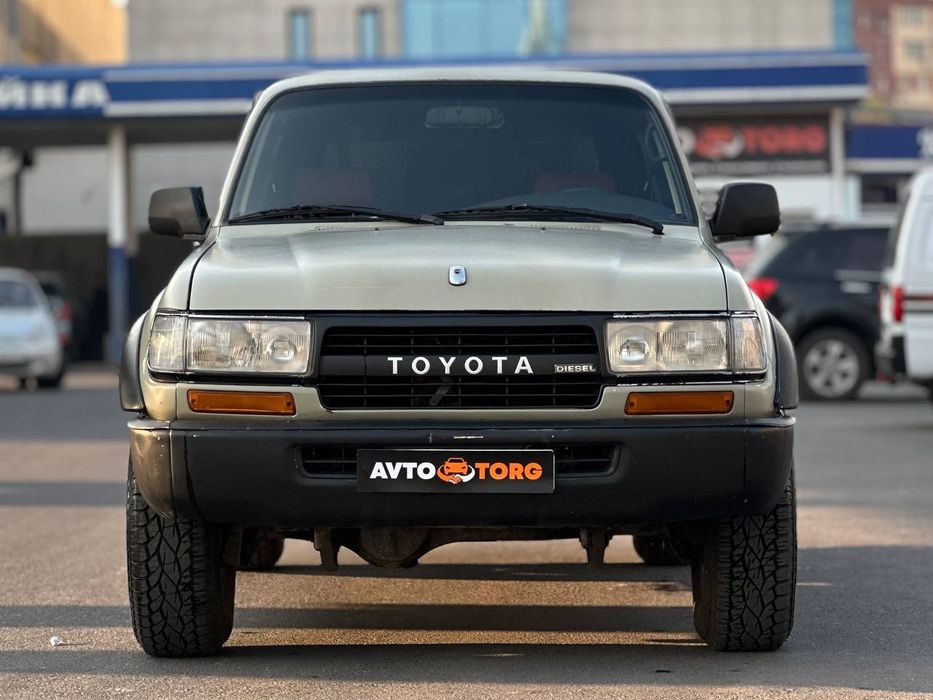 Тойота Ланд Крузер 80