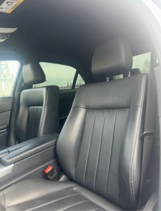 Interior E Class W212 Scaune plafon negru volan bancheta cotiera etc