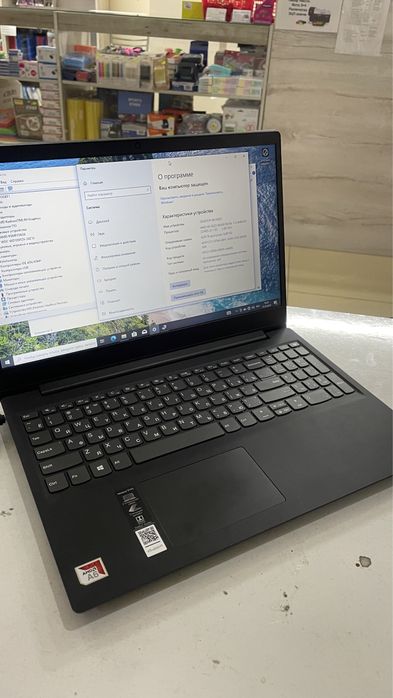 Ноутбук lenovo в отличном состоянии