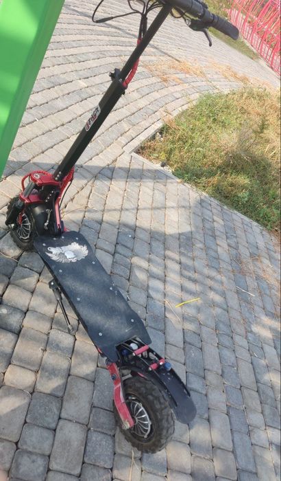 Продам электросамокат