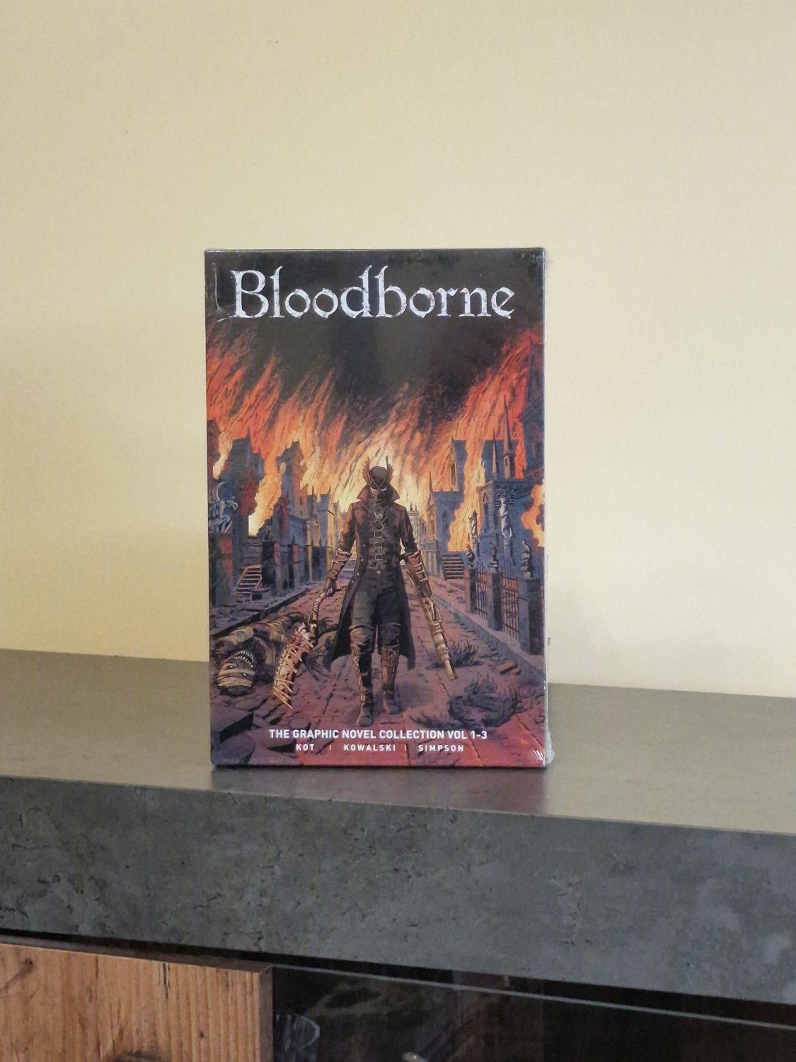 Bloodborne: 1-3 Boxed Set Чисто нови