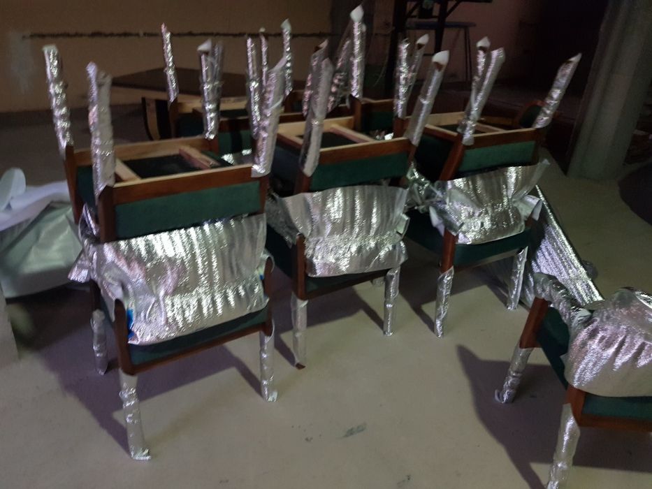 Yangi sexdan Stol va stullar