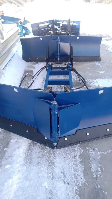 Отвал (лопата) коммунальный (снегоуборочный)