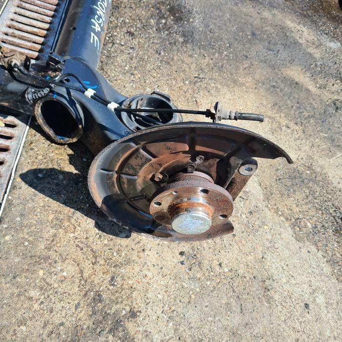 Punte spate cu rulment 4X100 Opel Corsa E 1.0; 1.2; 1.4