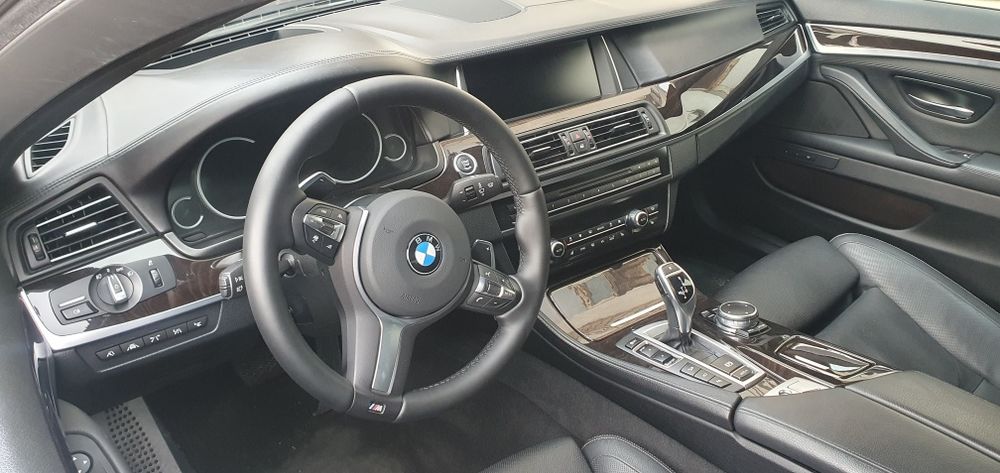 Dezmembrez BMW F10 F11 LCI 535XD M Pachet 313 cai