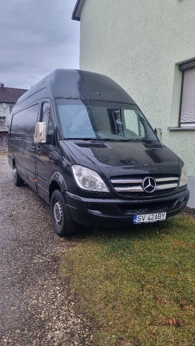 Vând Mercedes sprinter