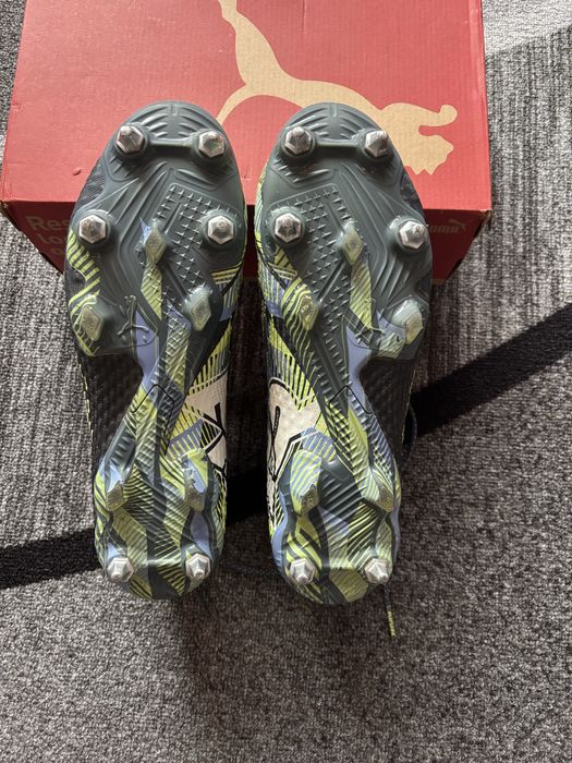 Професионални футболни бутонки Puma Future 7 Ultimate MxSG