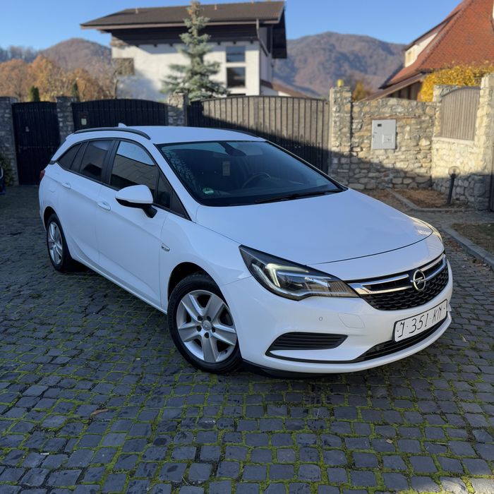 Opel Astra K Diesel Euro 6 2018 Navigatie/Senzori