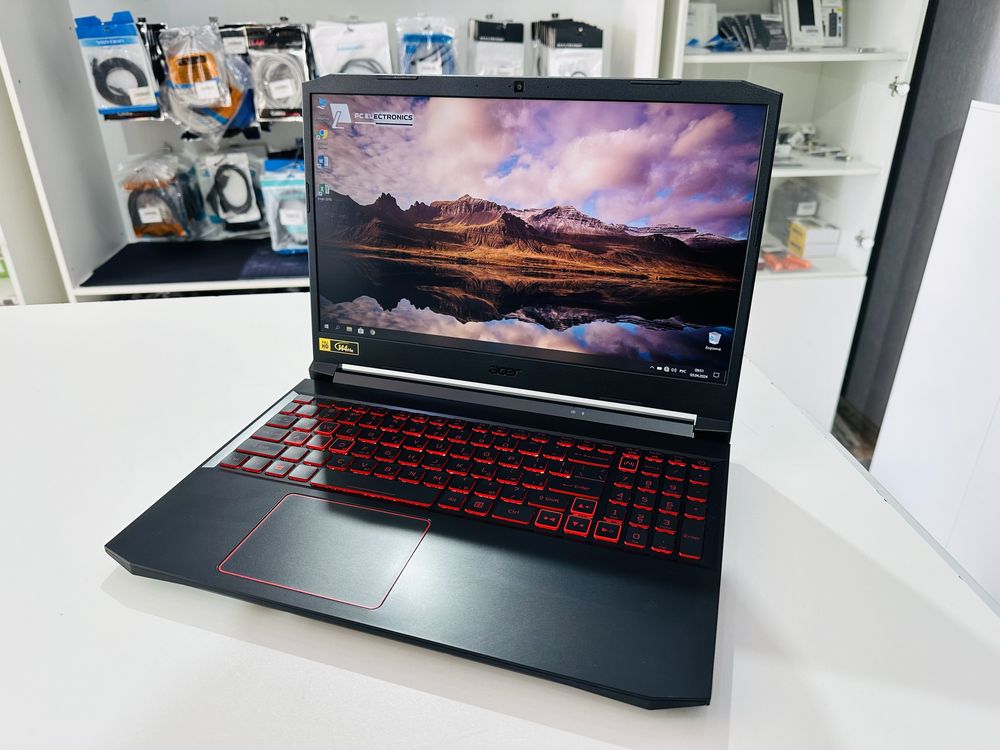 Acer Nitro 5 - Core i7-10750H/16Gb /SSD 512Gb/GTX 1650