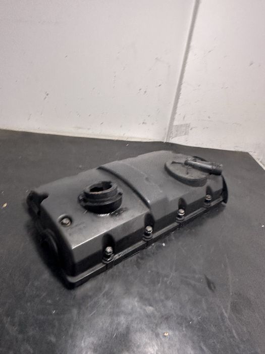 Capac culbutori Vw Sharan  1.9 Audi a4 B6 Passat B5.5 1.9 038103469