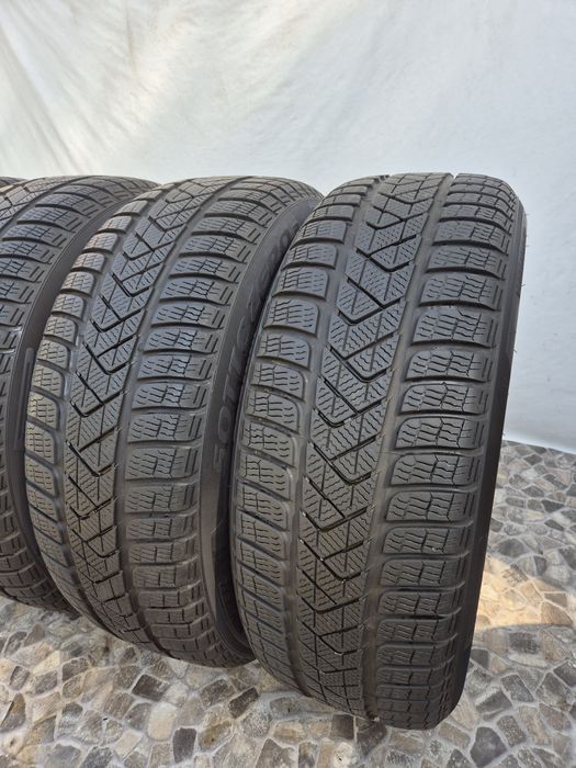4бр 225 55 18 Pirelli Зимни 19г