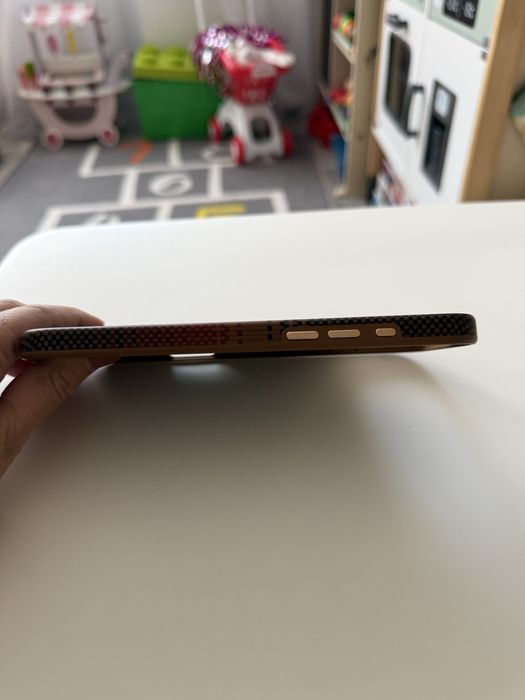 Husa pitaka iPhone 16 PM