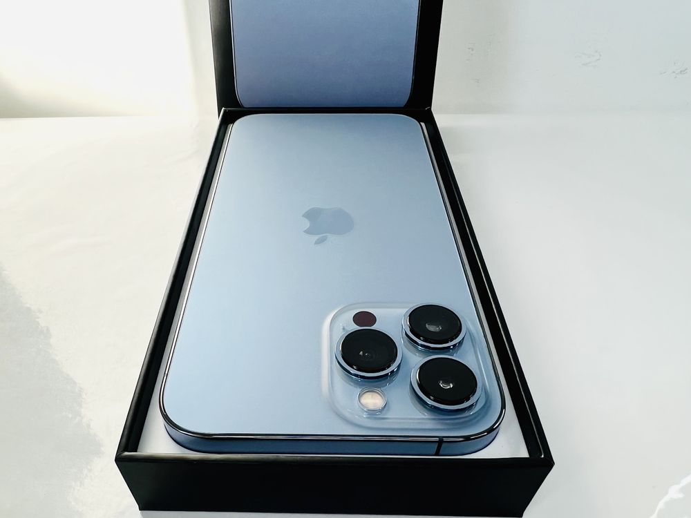 Apple iPhone 13 Pro 128GB Sierra Blue Перфектен! Гаранция!