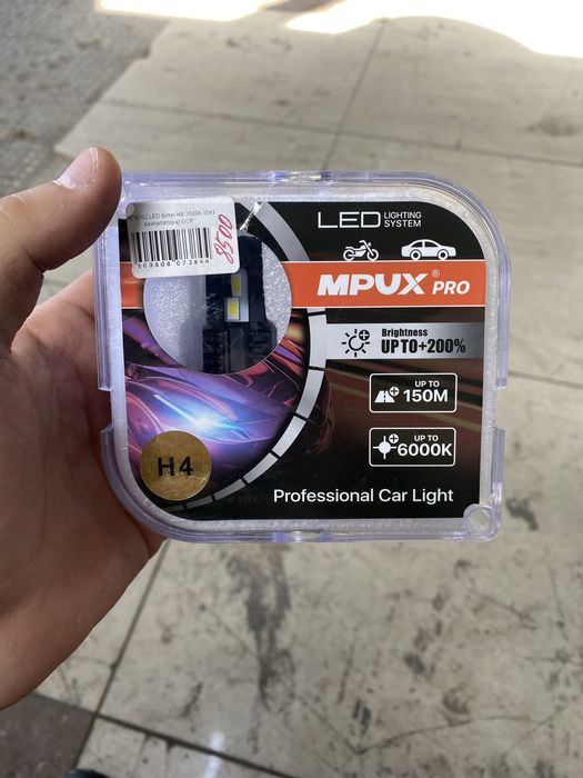 Лед лампочка   Н4 Ваз 2114 ке барады жарыгы жаксы почти новый