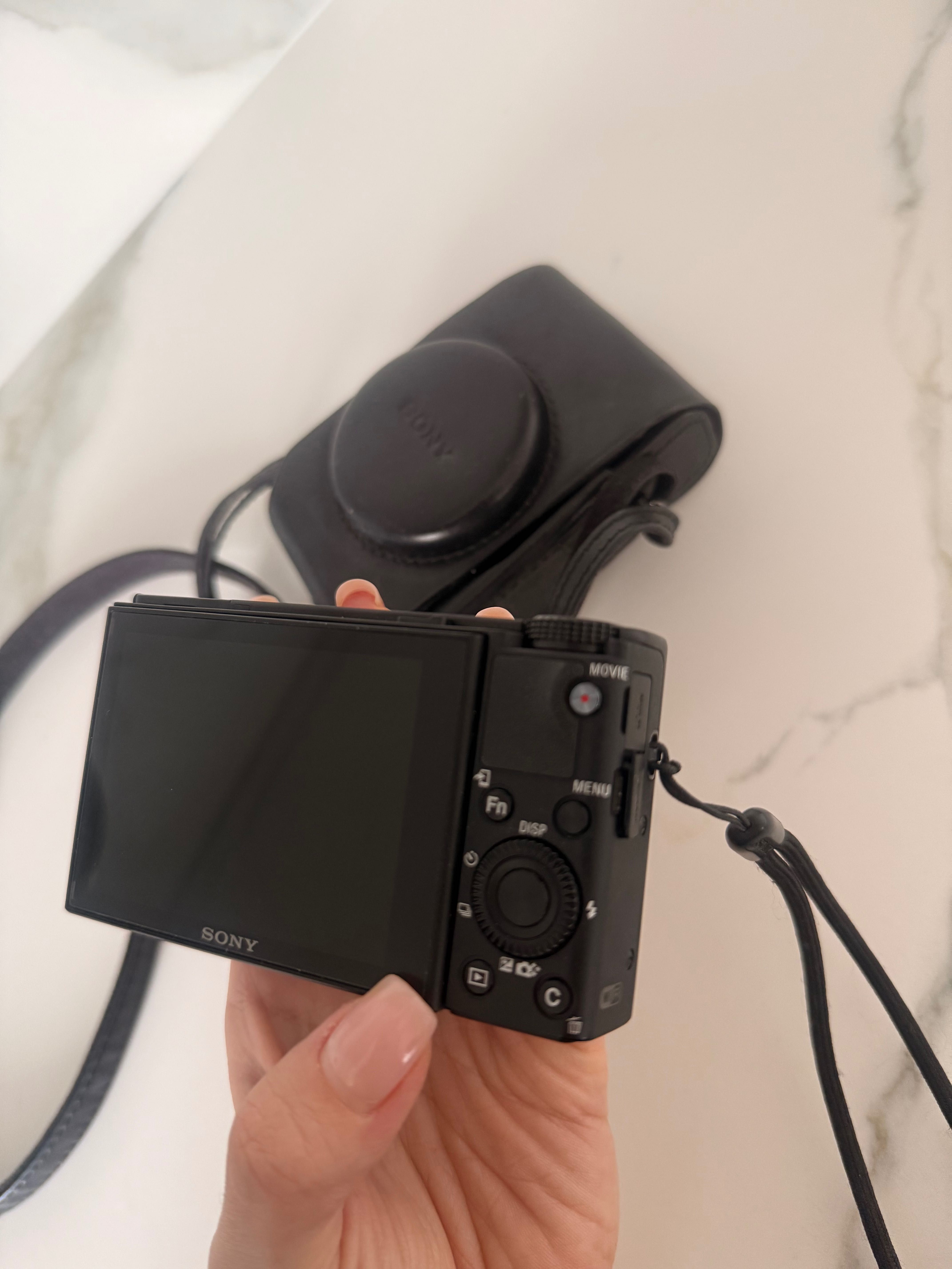 Sony RX100 III отлично състояние