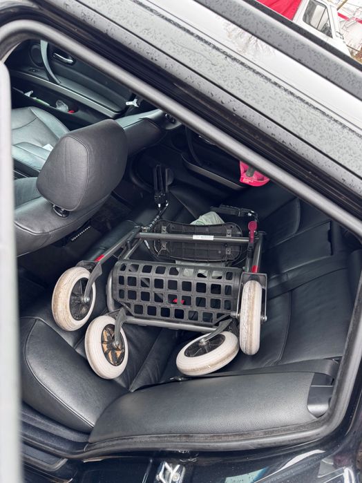 Scaun cu rotile Pentru batrani