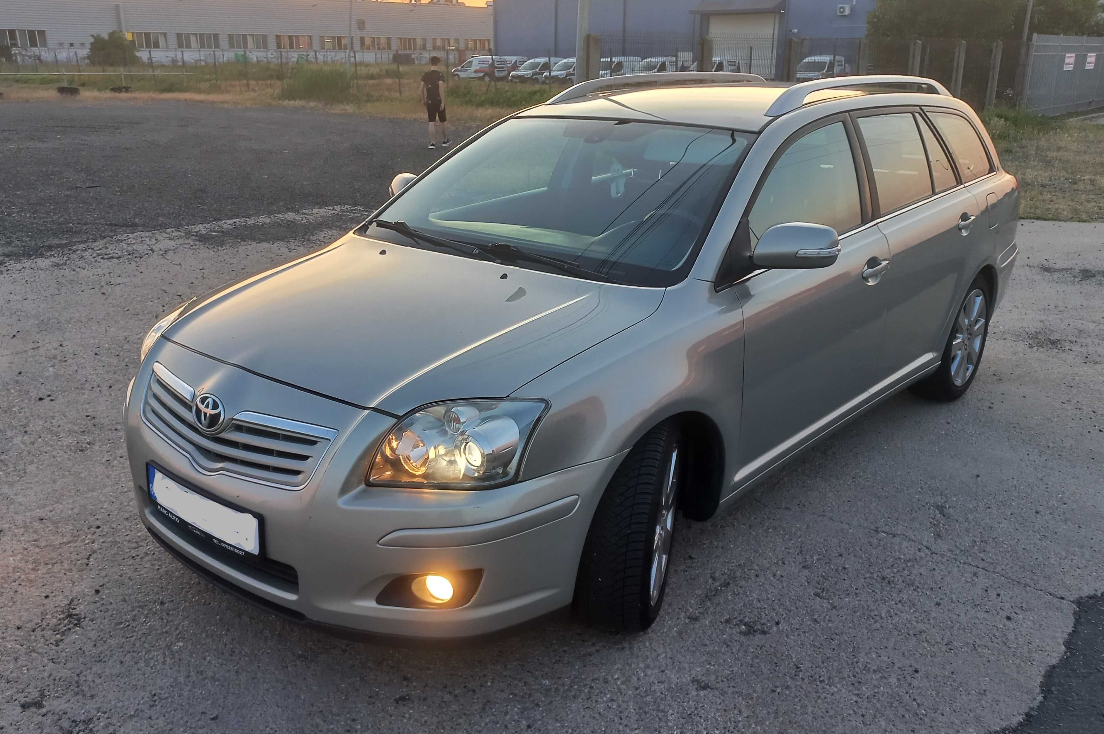Toyota Avensis T25