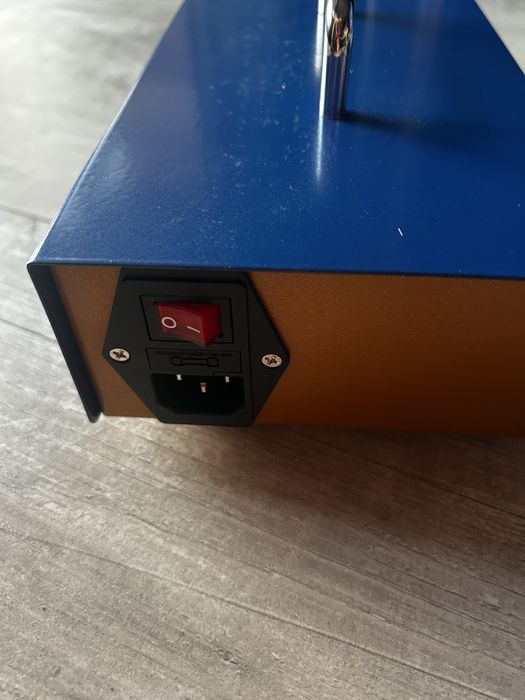 Trusă PDR de reparat/ îndreptat caroserie cu încălzitor prin inducție.